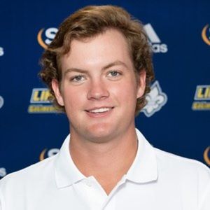 Meet your Posher, Levi